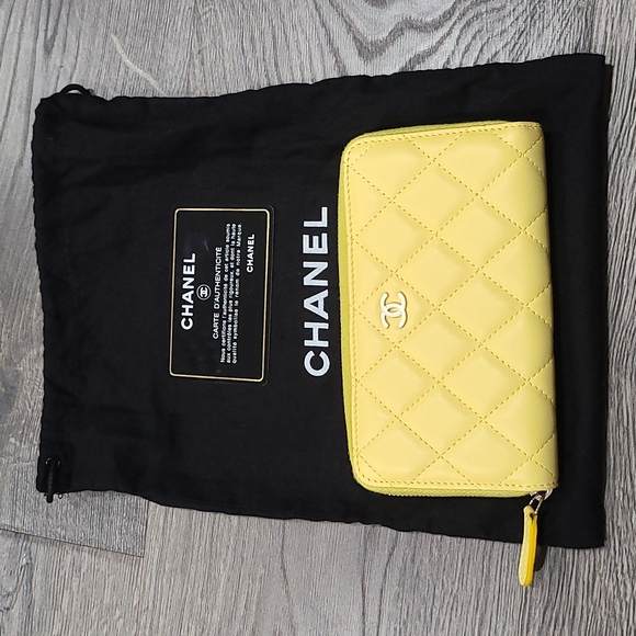 Auth CHANEL Quilted Wallet - Picture 10 of 10